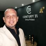 Agent Francisco Valero 